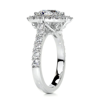 1.5 CT Brilliant Round Shaped Diamond Rings For Women